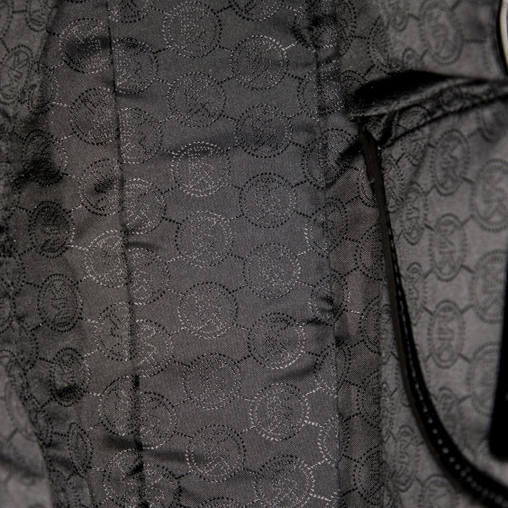 NWT Michael Kors Black Shoulder Bag & Gold Accents - Picture 5 of 9
